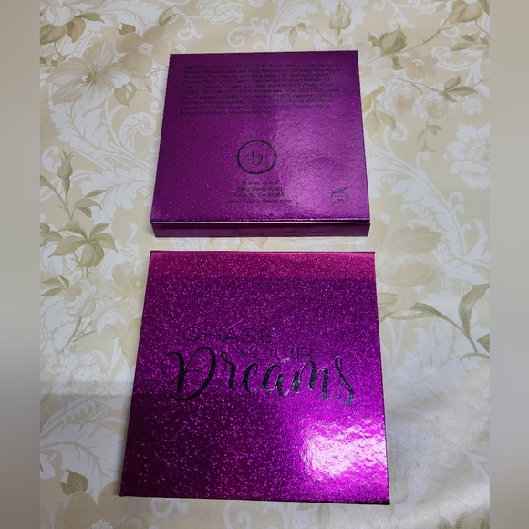 Sydney Grace, Chase Your Dreams Palette - Picture 2 of 9